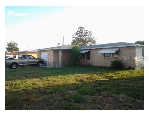 2333 Roselawn Dr., Holiday, FL 34691