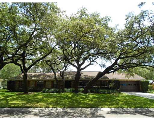 613 Hitching Post Dr., Brandon, FL 33511