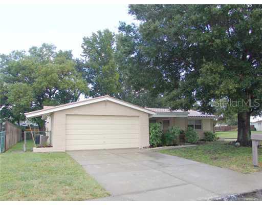 9825 Lakeside Ln., Port Richey, FL 34668