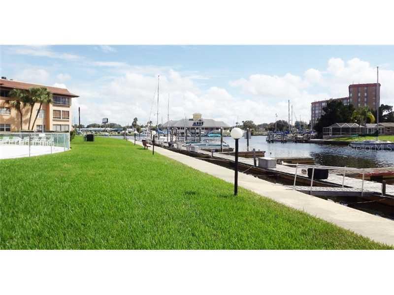 5157 Silent Loop #210, New Port Richey, FL 34652