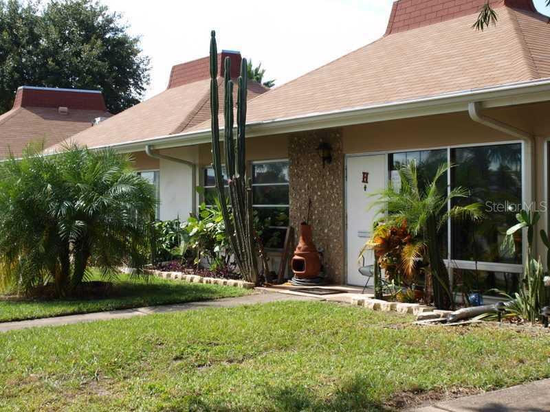 4377 Tahitian Gardens Cir. #H, Holiday, FL 34691