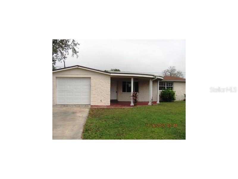 3743 Elmwood Dr., Holiday, FL 34691