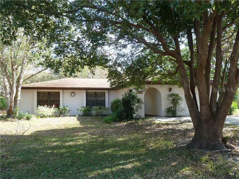 1302 Fayetteville Dr., Spring Hill, FL 34609