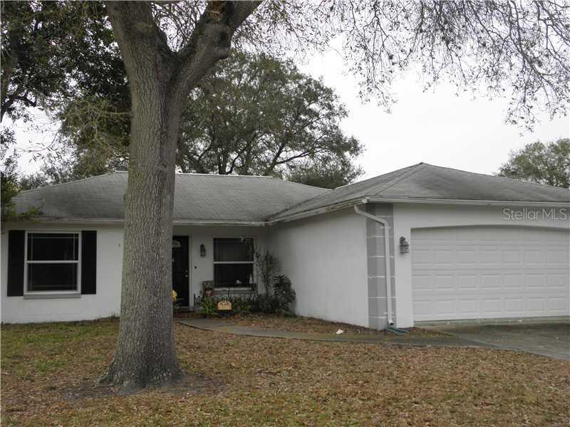 307 N Florida Ave., Tarpon Springs, FL 34689