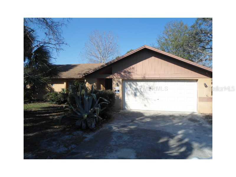 7446 Glasgow Rd, Weeki Wachee, FL 34613