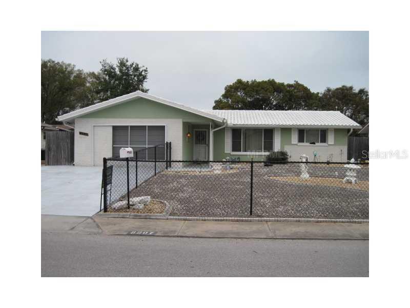 8207 Winthrop Dr., Port Richey, FL 34668