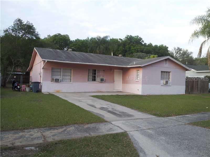 120 Circle Hill Dr., Brandon, FL 33510