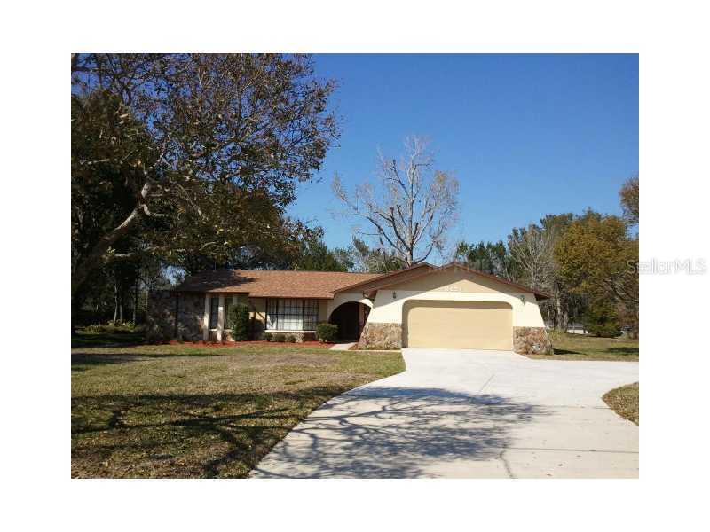 8151 River Country Dr, Weeki Wachee, FL 34607