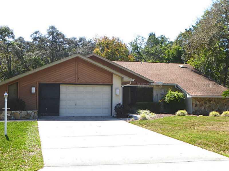 7765 Holiday Dr., Spring Hill, FL 34606