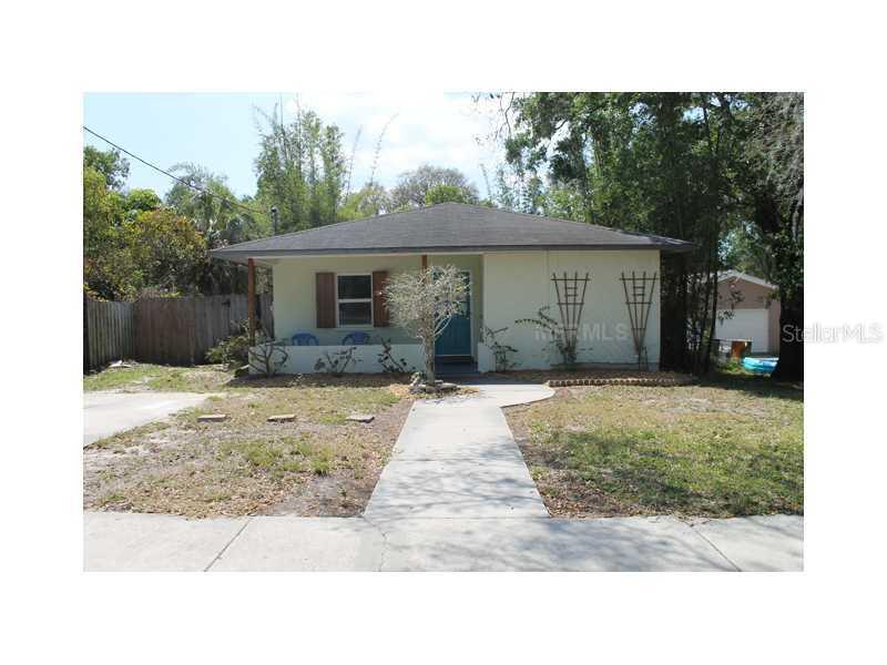 1112 E Court St., Tarpon Springs, FL 34689
