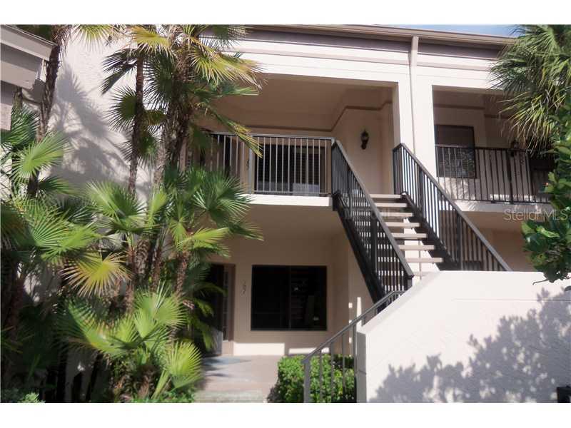 3000 Red Oak Ct. #201, Palm Harbor, FL 34684