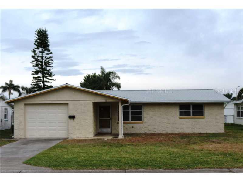 3811 Darlington Rd., Holiday, FL 34691