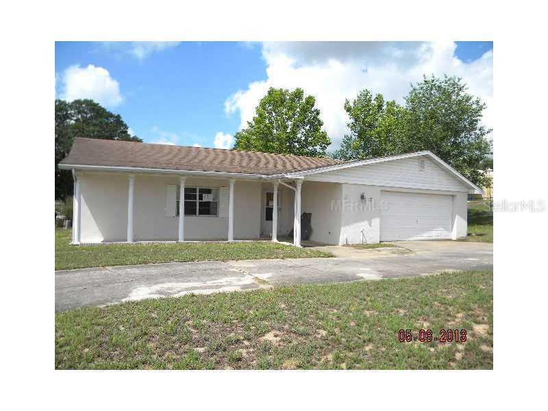 13 Cottonwood Dr., Davenport, FL 33837