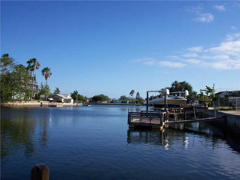 13603 Evelane Dr., Hudson, FL 34667