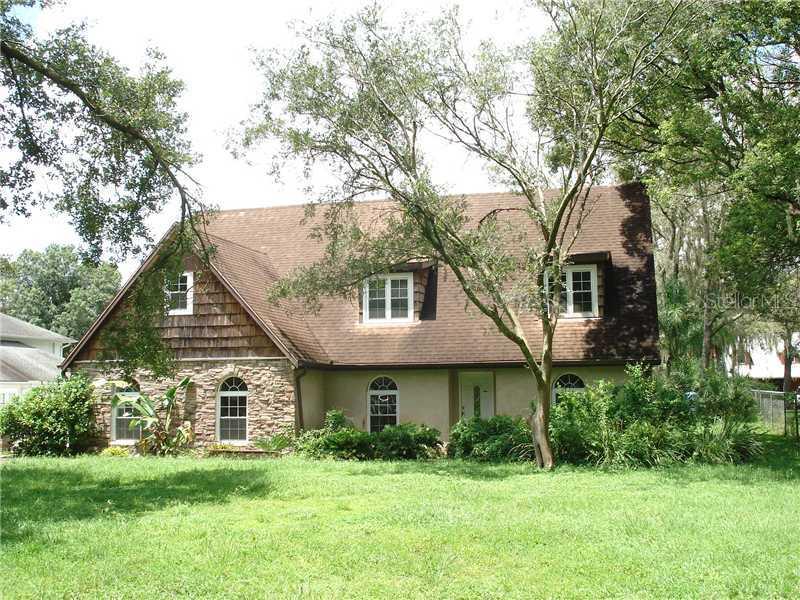 525 Duque Rd., Lutz, FL 33549