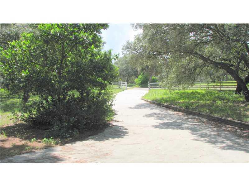 12729 Ithaca Ave., Hudson, FL 34667