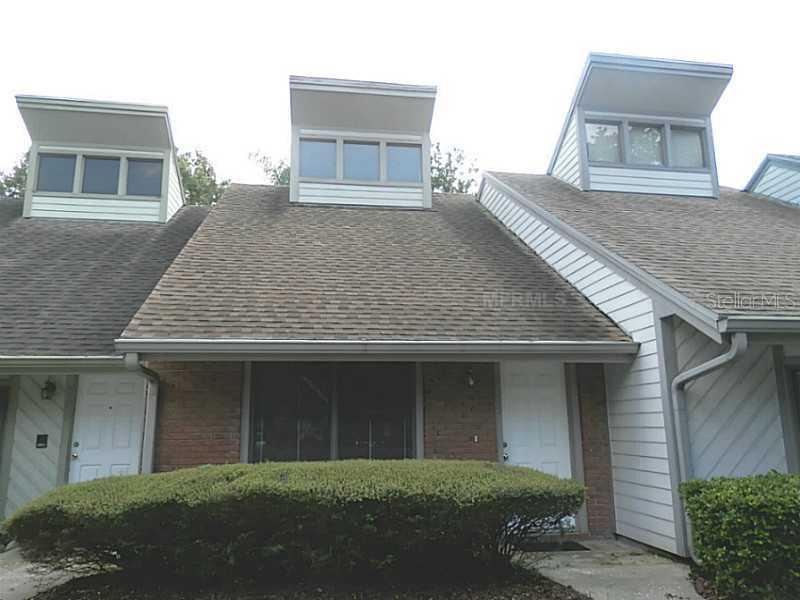 5205 Oak Charter Ct. #18, Temple Terrace, FL 33617