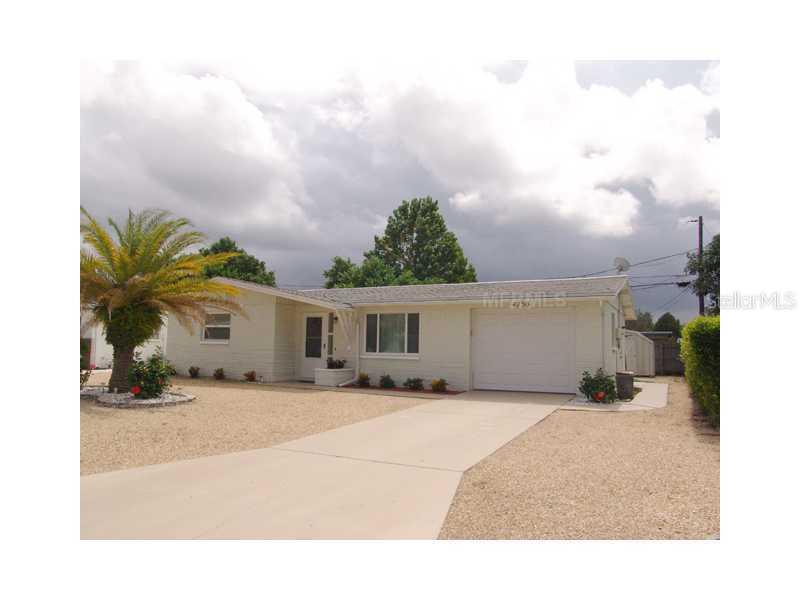 4750 Gaslight Ave., Holiday, FL 34690