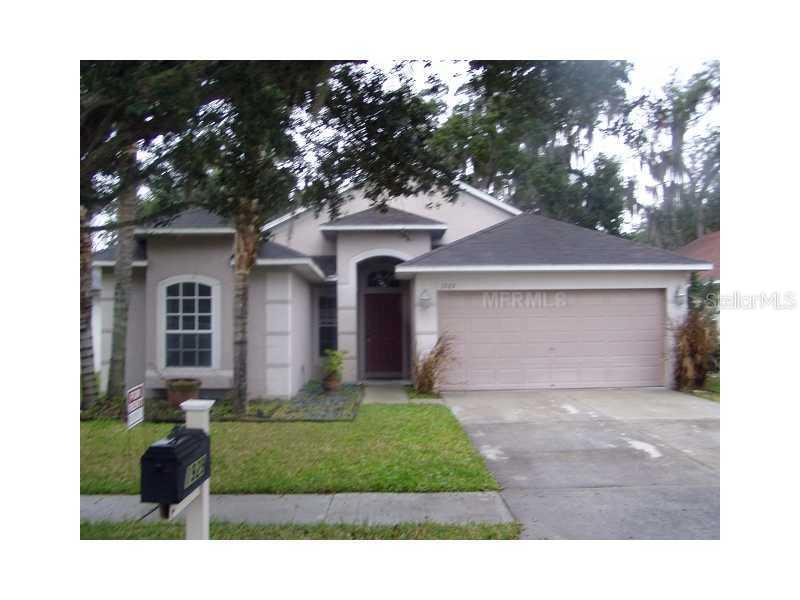 1929 Sean Wood Cir., Brandon, FL 33510