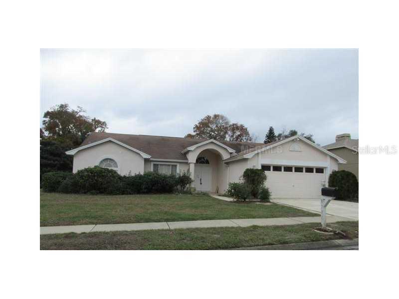 8746 Poe Dr., Hudson, FL 34667