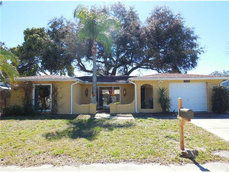 3322 Fairmount Dr., Holiday, FL 34691