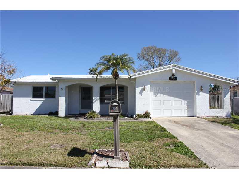 9724 Lakeside Ln., Port Richey, FL 34668