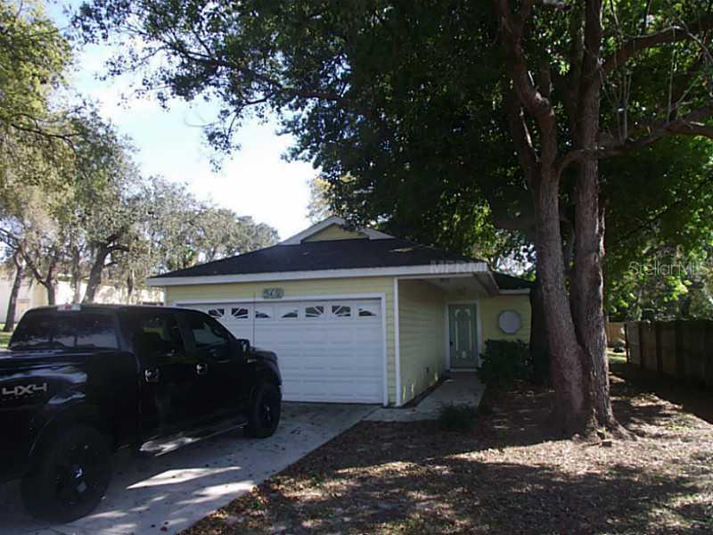 542 Pine St., Tarpon Springs, FL 34689