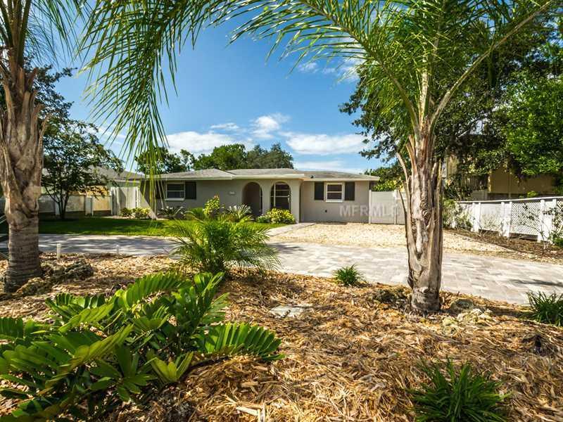 763 Chesapeake Dr., Tarpon Springs, FL 34689