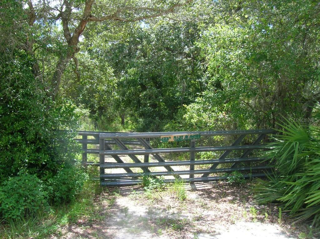 15232 Dennis Dr., Hudson, FL 34669