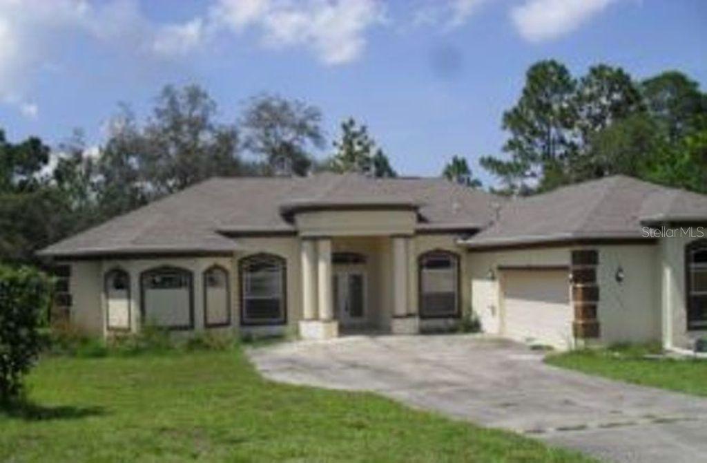 11323 Flock Ave, Weeki Wachee, FL 34613