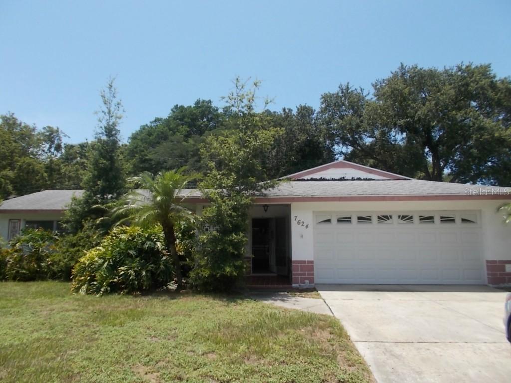 7624 Barry Ct., Seminole, FL 33772