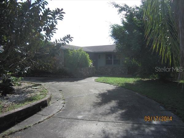 2253 Hama Dr., Holiday, FL 34691