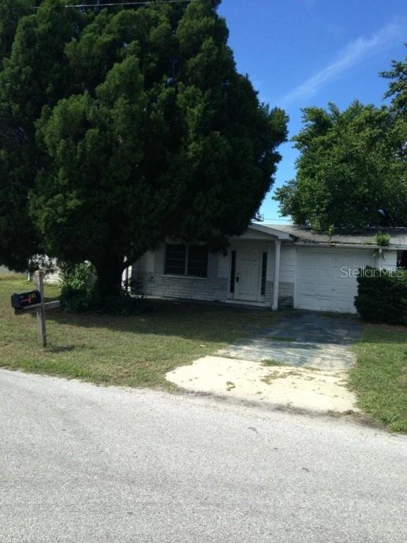 2545 Cheval Dr., Holiday, FL 34690