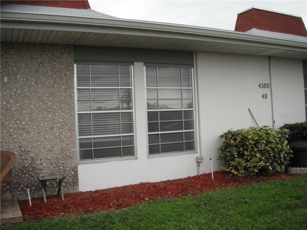 4369 Tahitian Gardens Cir. #E, Holiday, FL 34691