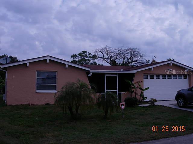 9736 Lakeside Ln., Port Richey, FL 34668