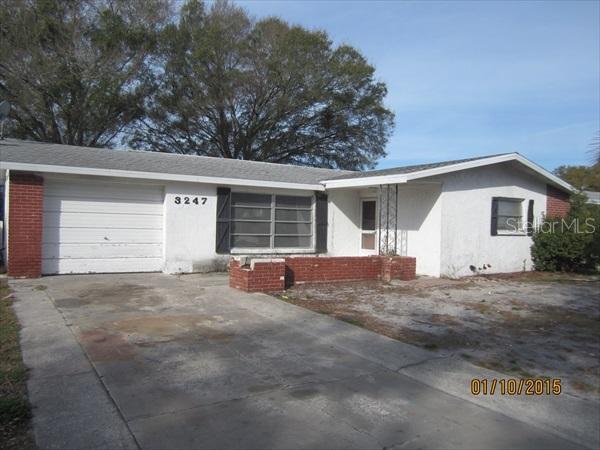 3247 Columbus Dr., Holiday, FL 34691