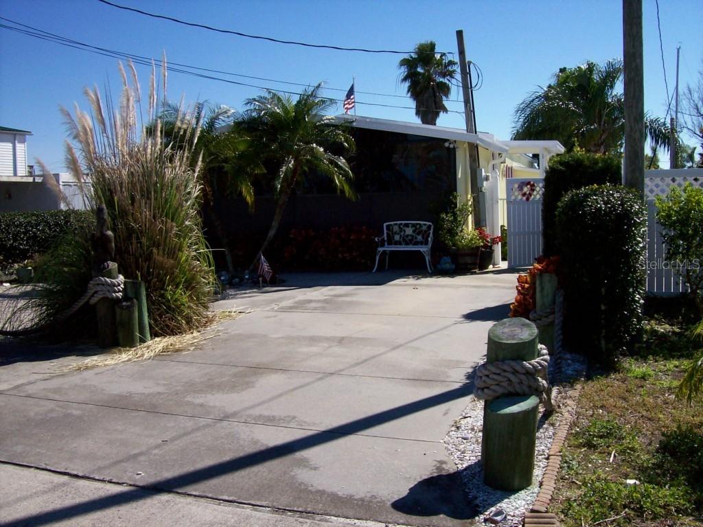 6812 Curlew Ln., Hudson, FL 34667