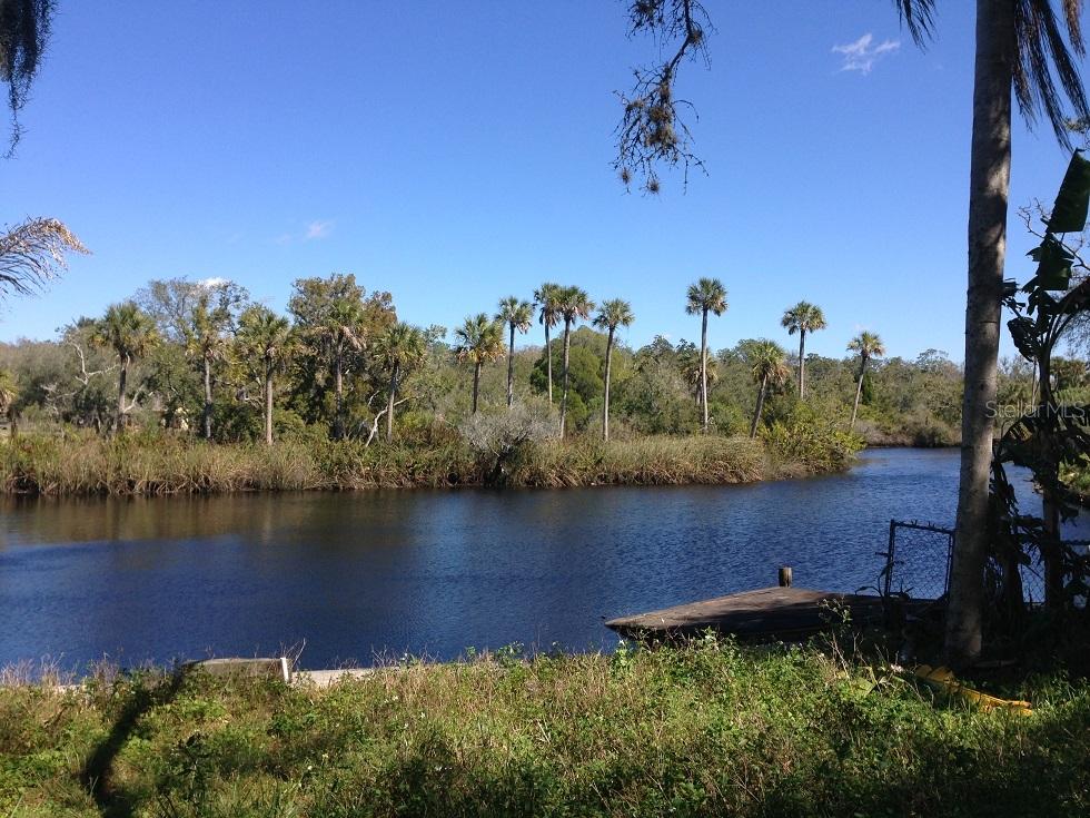 5869 Mariposa Dr., Holiday, FL 34690