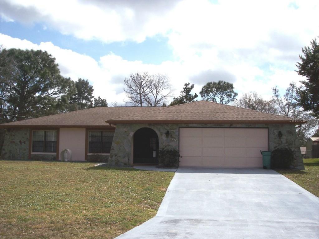 1442 Fayetteville Dr., Spring Hill, FL 34609