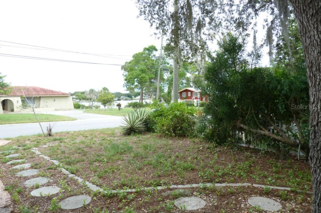 Eunice Dr., Tarpon Springs, FL 34689