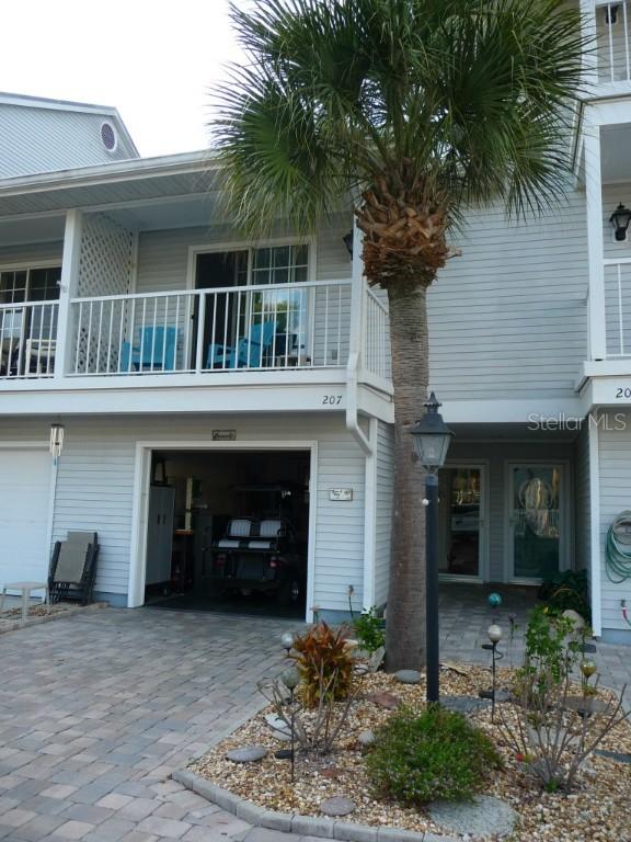 2051 Vista Del Sol Cir. #207, Lutz, FL 33558