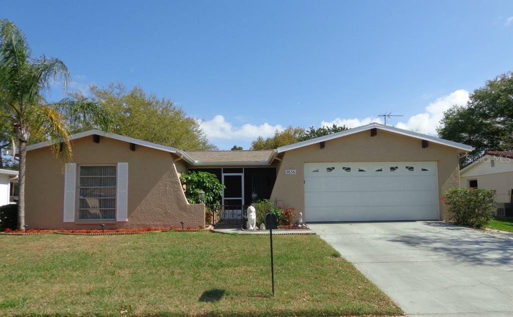 9636 Lakeside Ln., Port Richey, FL 34668