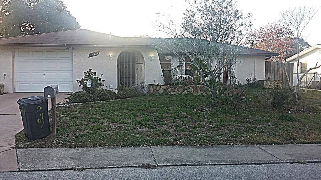 9101 Lunar Ln., Port Richey, FL 34668