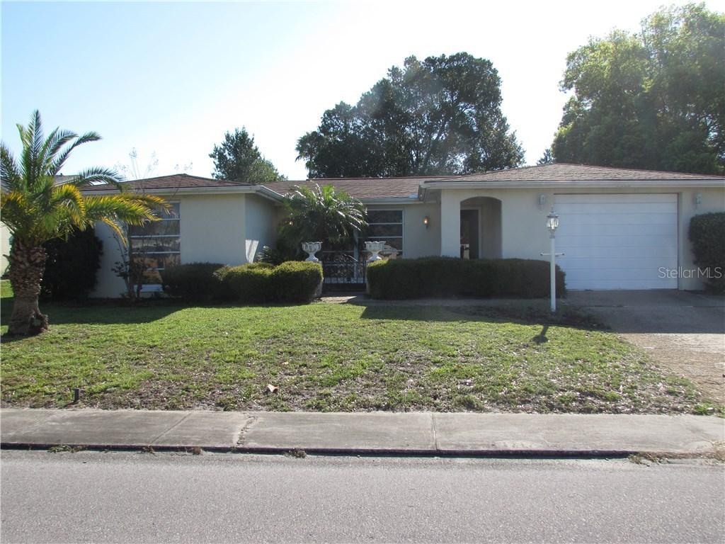9830 Mark Twain Ln., Port Richey, FL 34668
