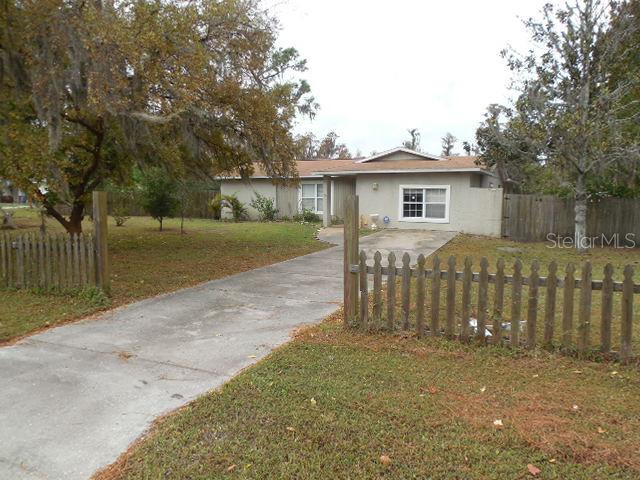 1217 Paddock Ct., Lutz, FL 33558