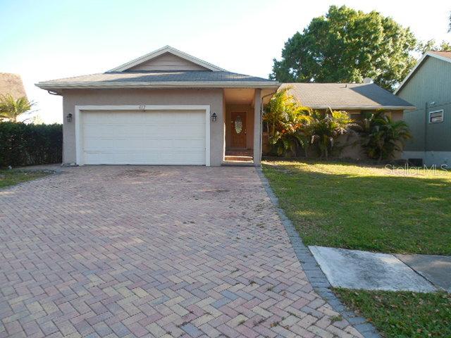 417 Manor Blvd., Palm Harbor, FL 34683