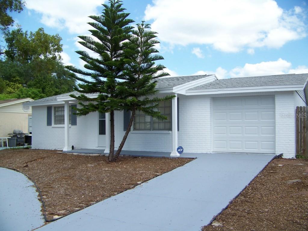 9240 Mark Twain Ln., Port Richey, FL 34668