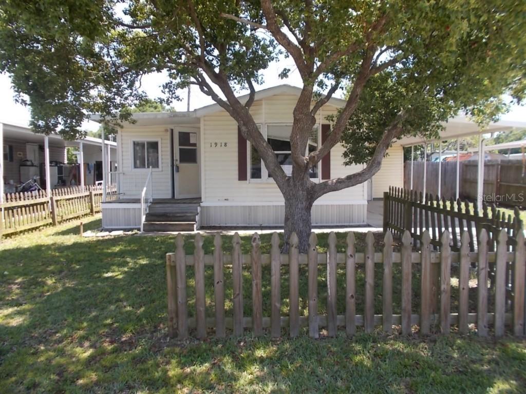 1918 Mary Ln., Holiday, FL 34691