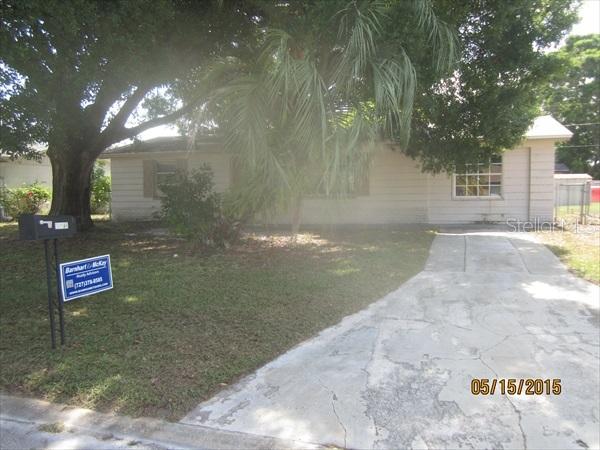 3304 Williamsburg Lp, Holiday, FL 34691