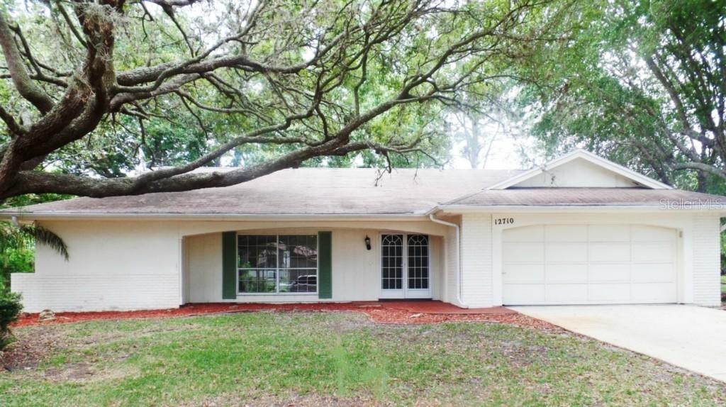 12710 Charter Oak Way, Hudson, FL 34667